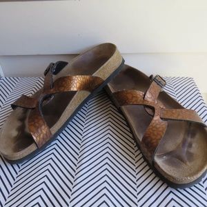 Birkis Birkenstock 7 flats